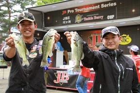 {E6EB6D41-80C3-44F1-87C7-2B8F02752939:01}