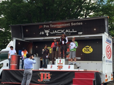 {4C0B09FD-C9CC-4555-8F16-79EC9405BD9D:01}