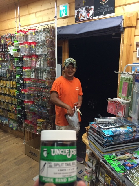 {17568569-885E-498B-ABCC-C0840010AC21:01}