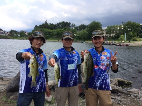 {40980B51-A9F8-4480-AF89-AD29F053DD4B:01}