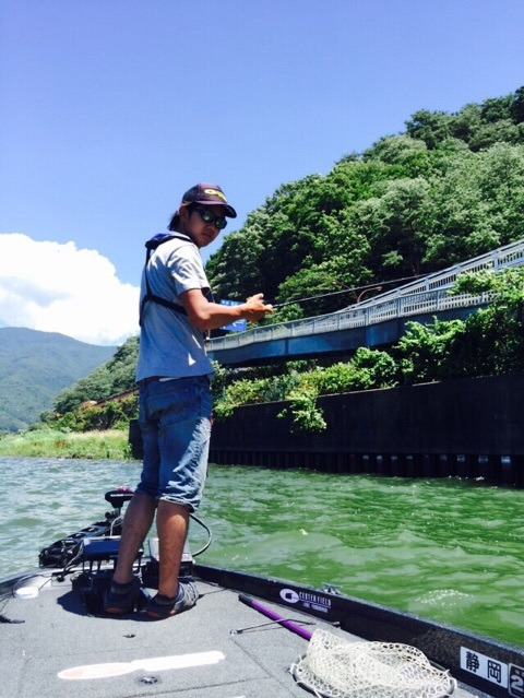 {79704F84-34A1-4049-94BB-9D37DB2BE66B:01}