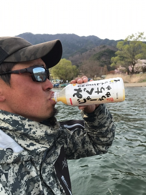 {FFDFEBB1-CBFD-4526-A39E-3BCB50A7B2BA}