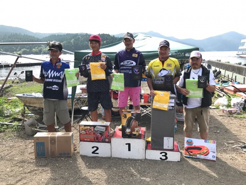 {2BB8506F-A61B-47EA-BBDE-9E025089E245}