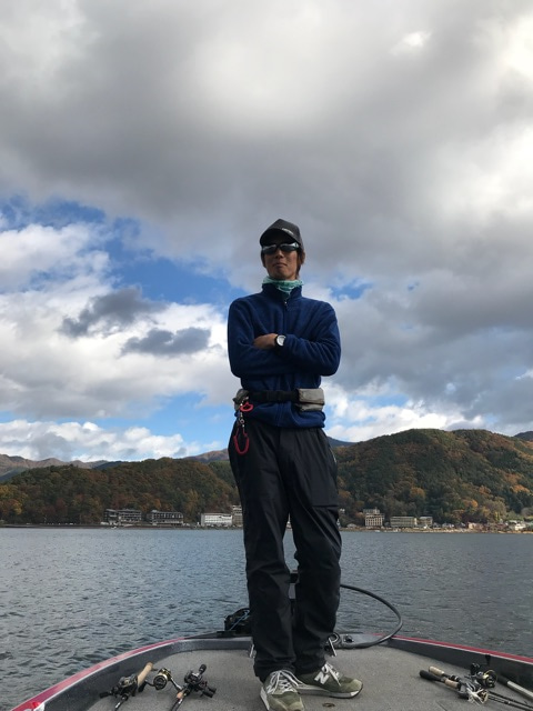 {AB5DD866-6D74-453A-9E75-105CE493EE48}