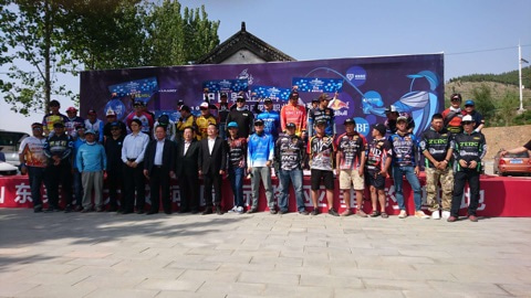 {729F98C0-4208-4A19-AB6F-96E46BA3891A}